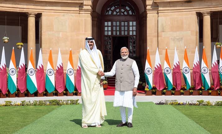 His Highness the Amir of Qatar with the Prime Minister of India